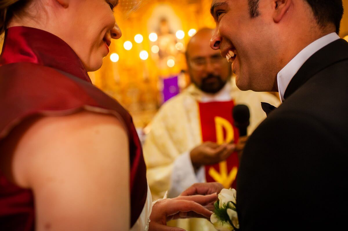 Goan wedding photographer for a church wedding in goa